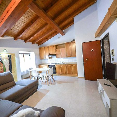 Family Retreat Apartment ริวาเดลการ์ดา ภายนอก รูปภาพ